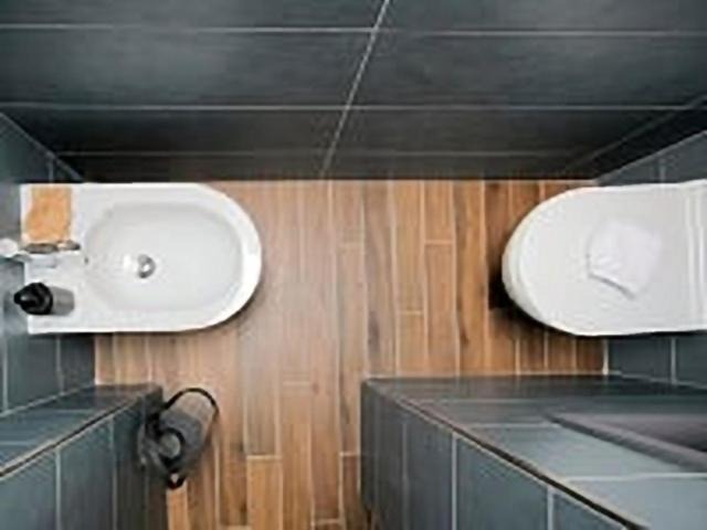 Photo of Bathroom in Rione V Ponte