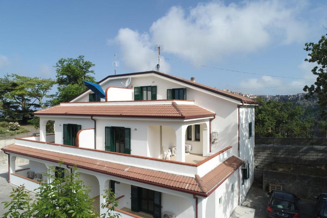 Photo of Others in Maiera