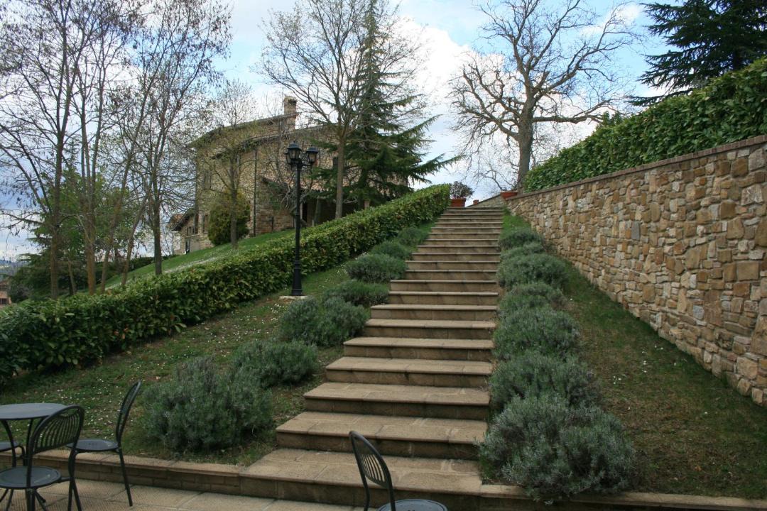 Photo of Others in Nerbisci