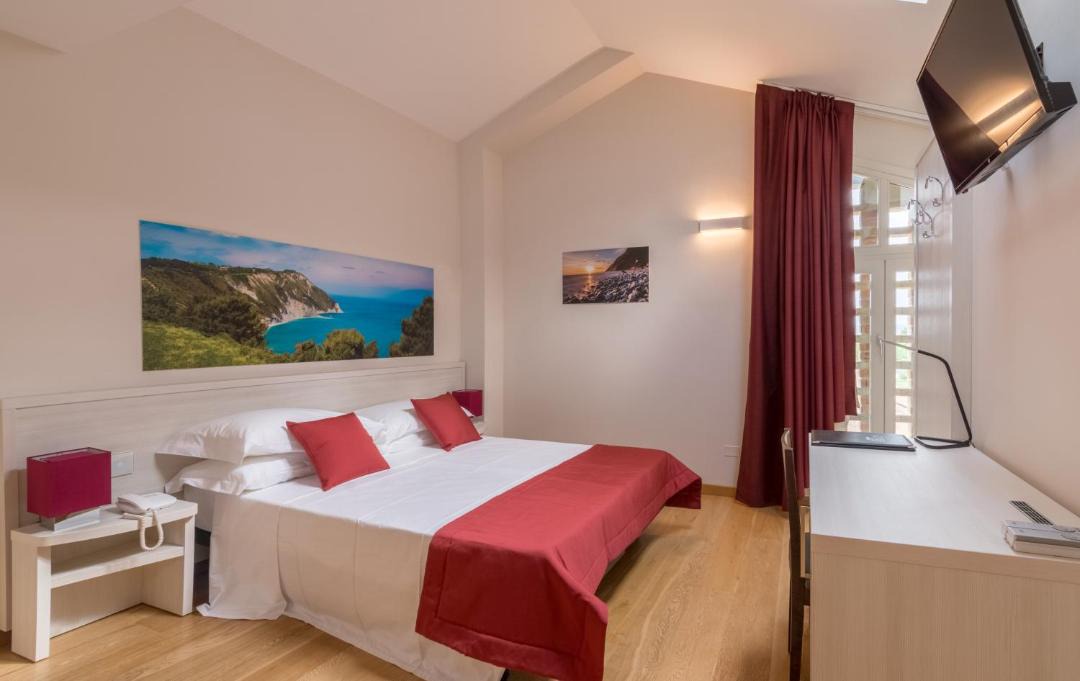 Photo of Bedroom in Monte Roberto