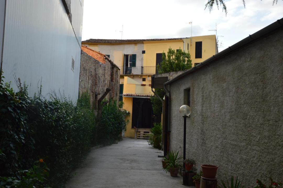 Photo of Buildings in Torre de' Passeri