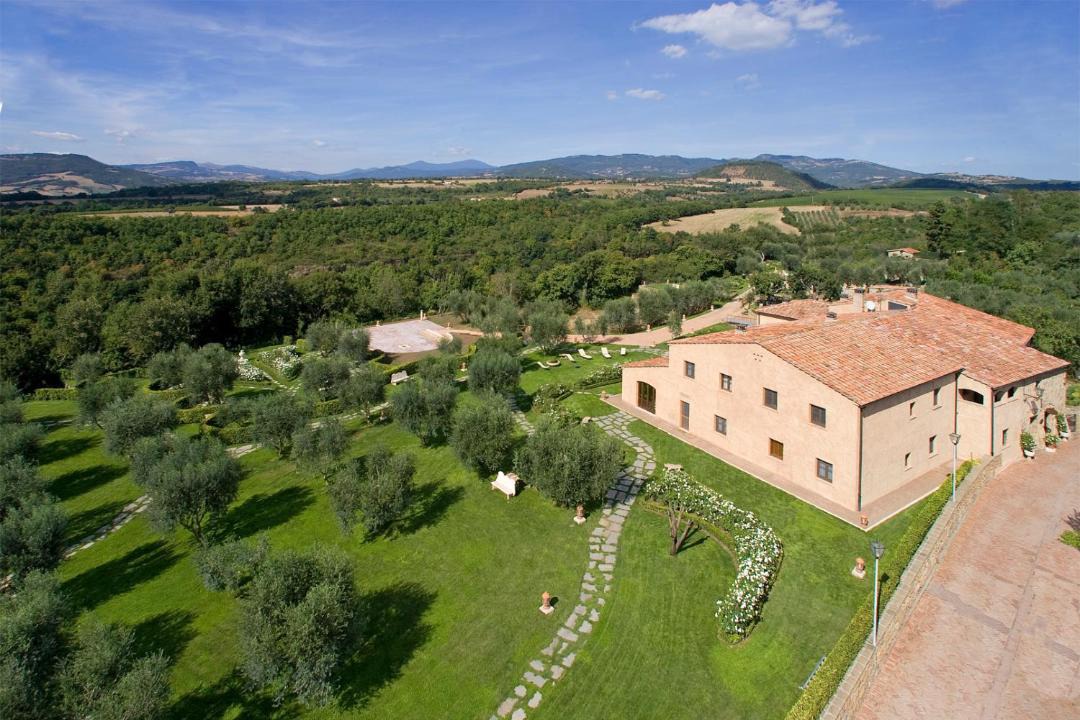 Photo of Others in Sovana