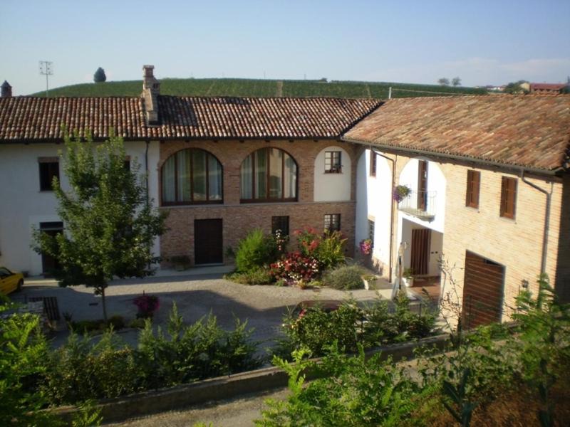 Photo of Others in Barbaresco