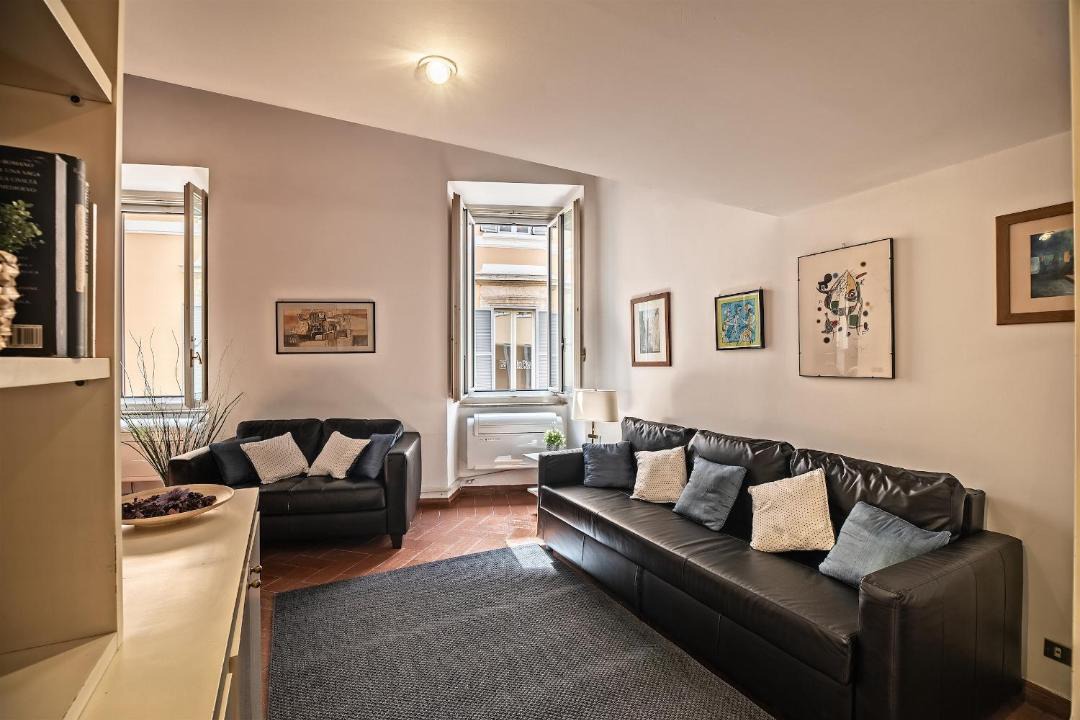 Photo of Livingroom in Rione VI Parione