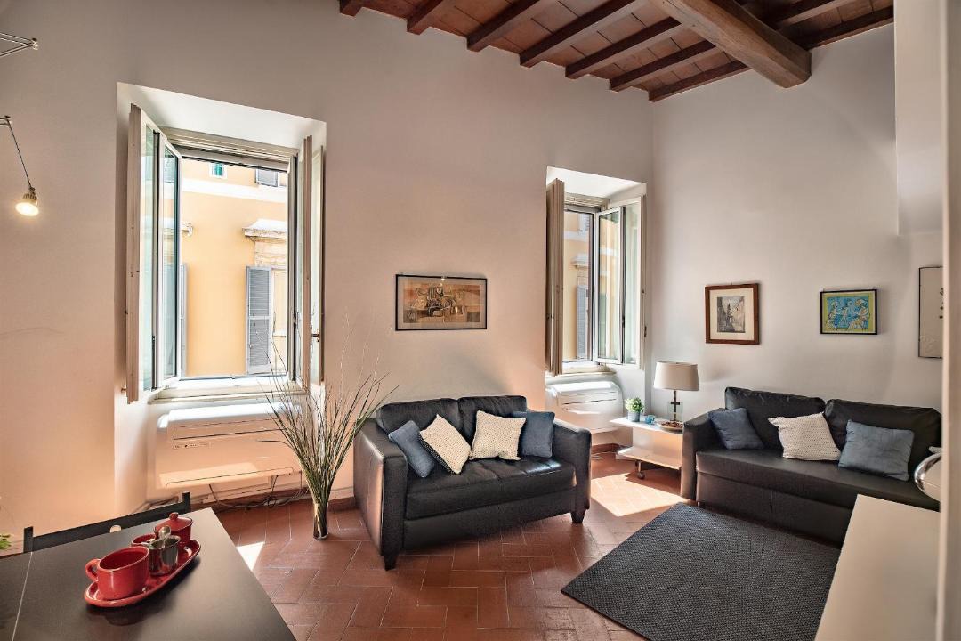Photo of Livingroom in Rione VI Parione