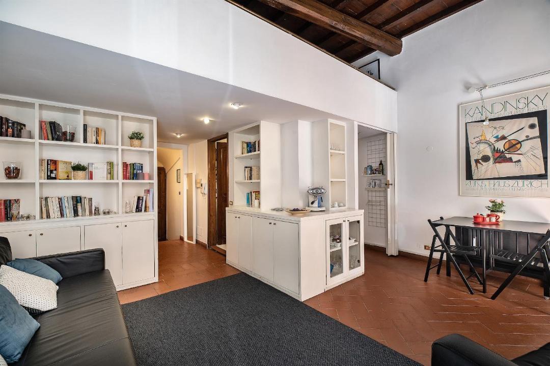 Photo of Livingroom in Rione VI Parione