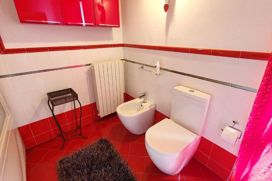 Photo of Bathroom in Canelli