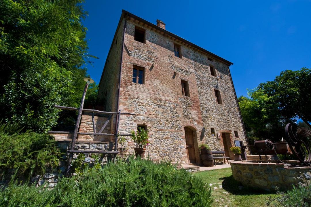Photo of Buildings in Monteleone d'Orvieto