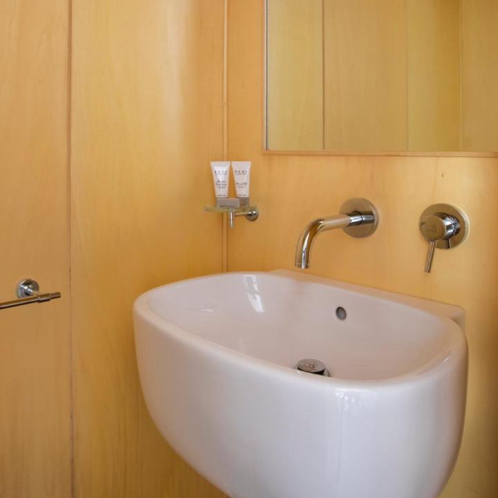 Photo of Bathroom in Navona