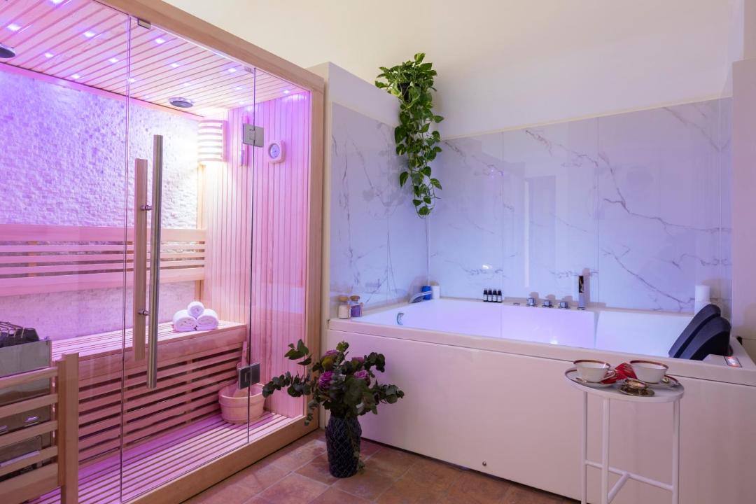 Photo of Bathroom in Rome City Centre