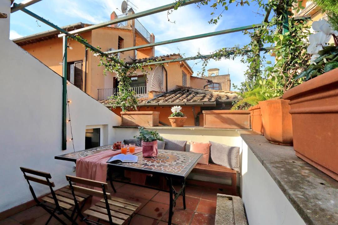 Photo of Patio Balcony in Rione VI Parione