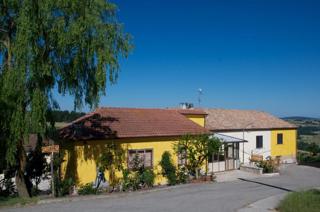Photo of Buildings in Riccia
