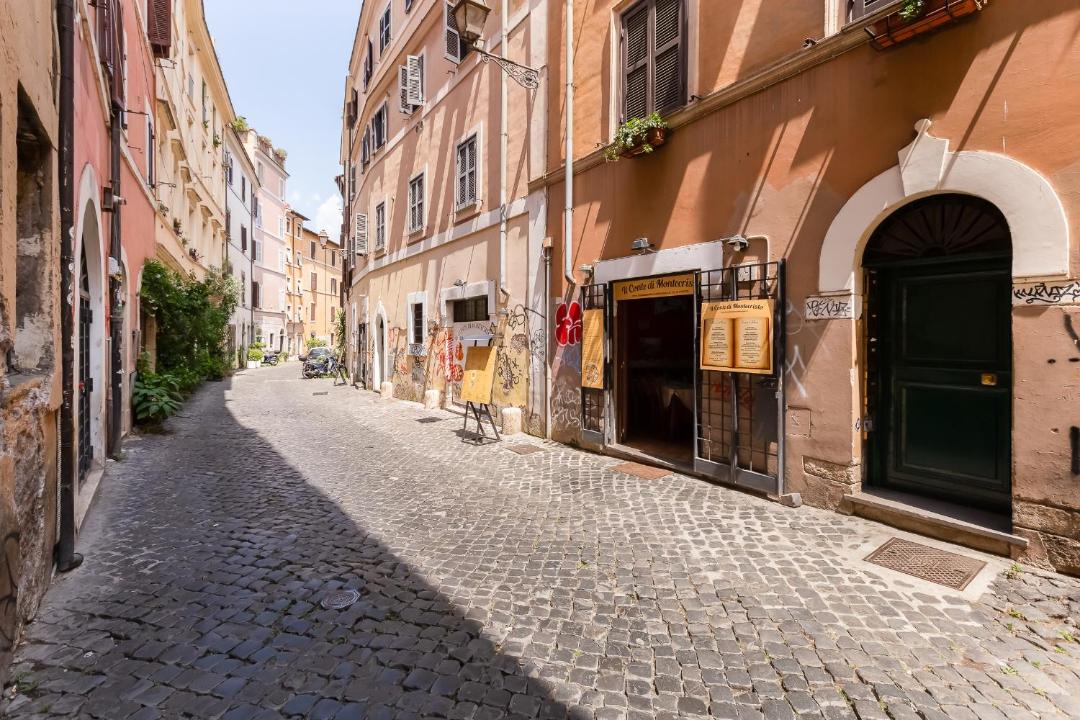 Photo of Others in Trastevere