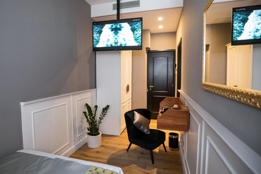 Photo of Livingroom in Roman Ghetto
