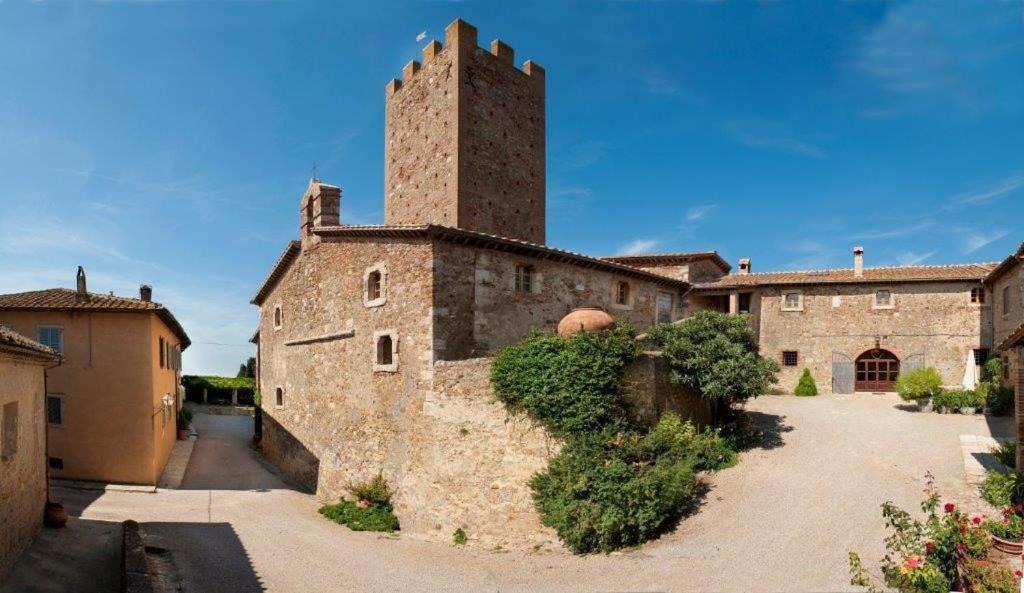 Photo of Buildings in Marsiliana