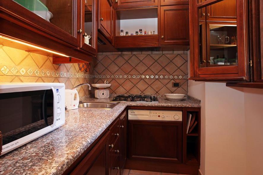 Photo of Kitchen in Rione IV Campo Marzio