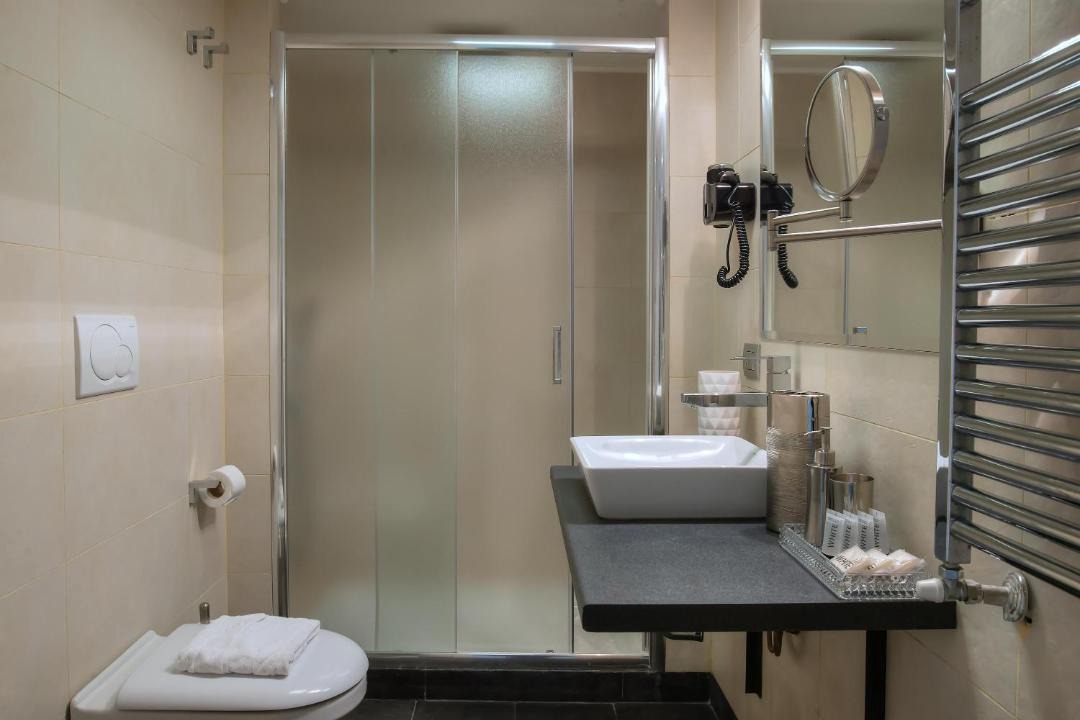 Photo of Bathroom in Roman Ghetto
