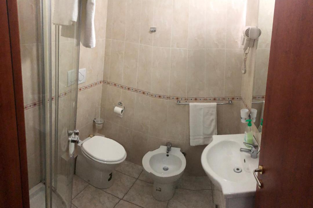 Photo of Bathroom in Rome City Centre