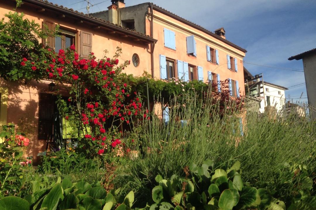 Photo of Others in Torrone