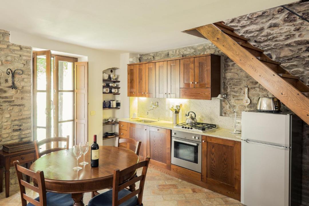 Photo of Others in Montone