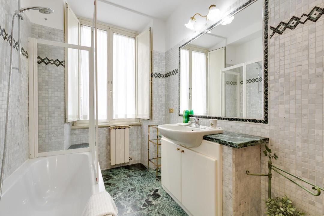 Photo of Bathroom in Monti