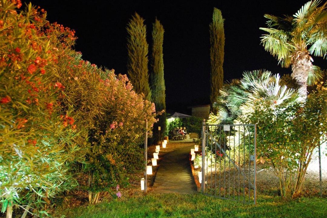 Photo of Others in Tuscania