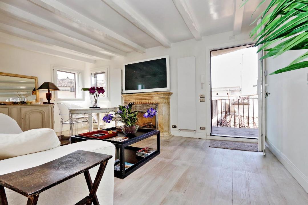 Photo of Livingroom in Rione IV Campo Marzio