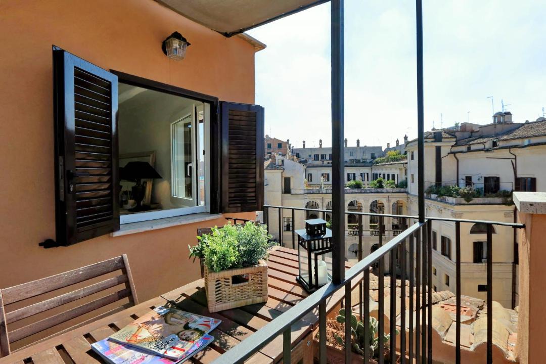 Photo of Patio Balcony in Rione IV Campo Marzio
