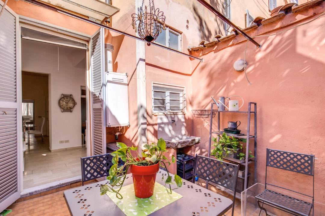 Photo of Patio Balcony in Trastevere