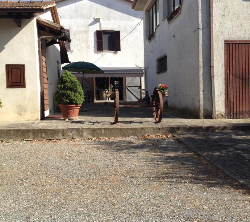 Photo of Others in Preselle