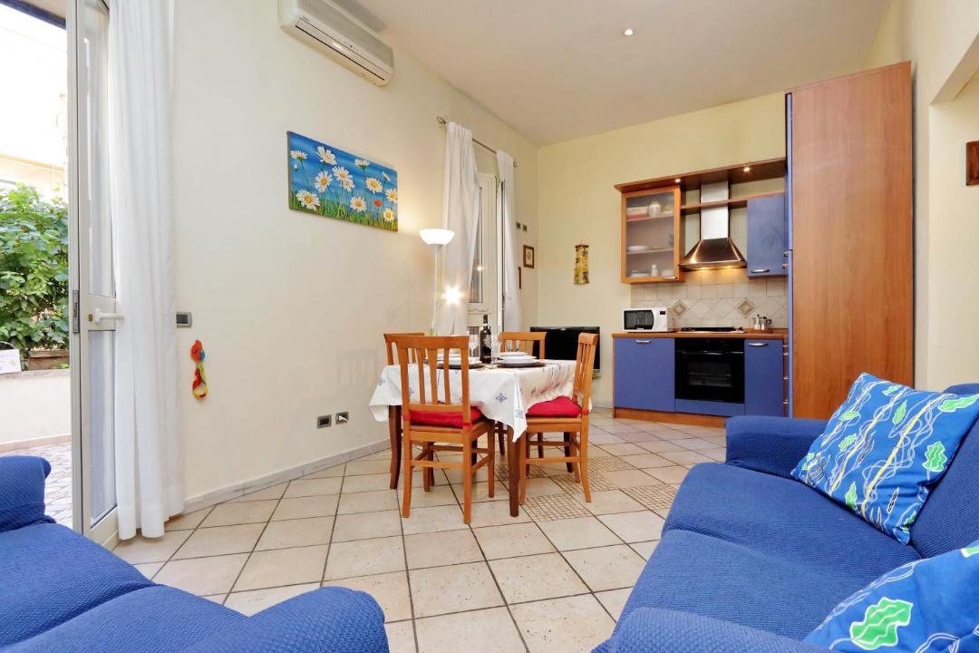 Photo of Livingroom in Monti