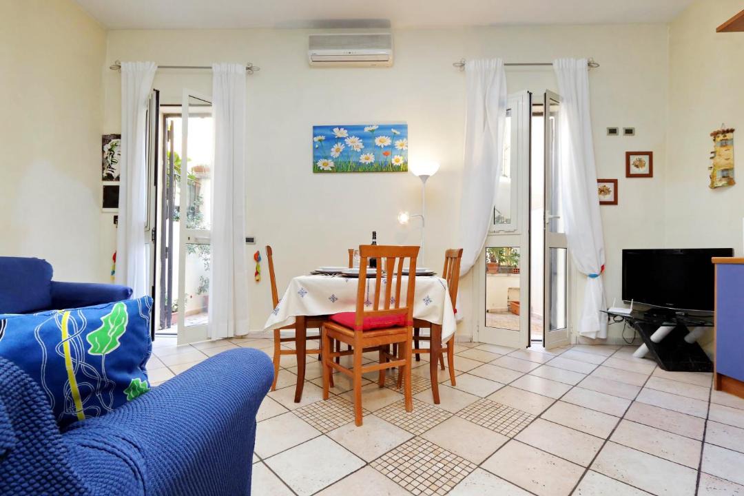 Photo of Livingroom in Monti