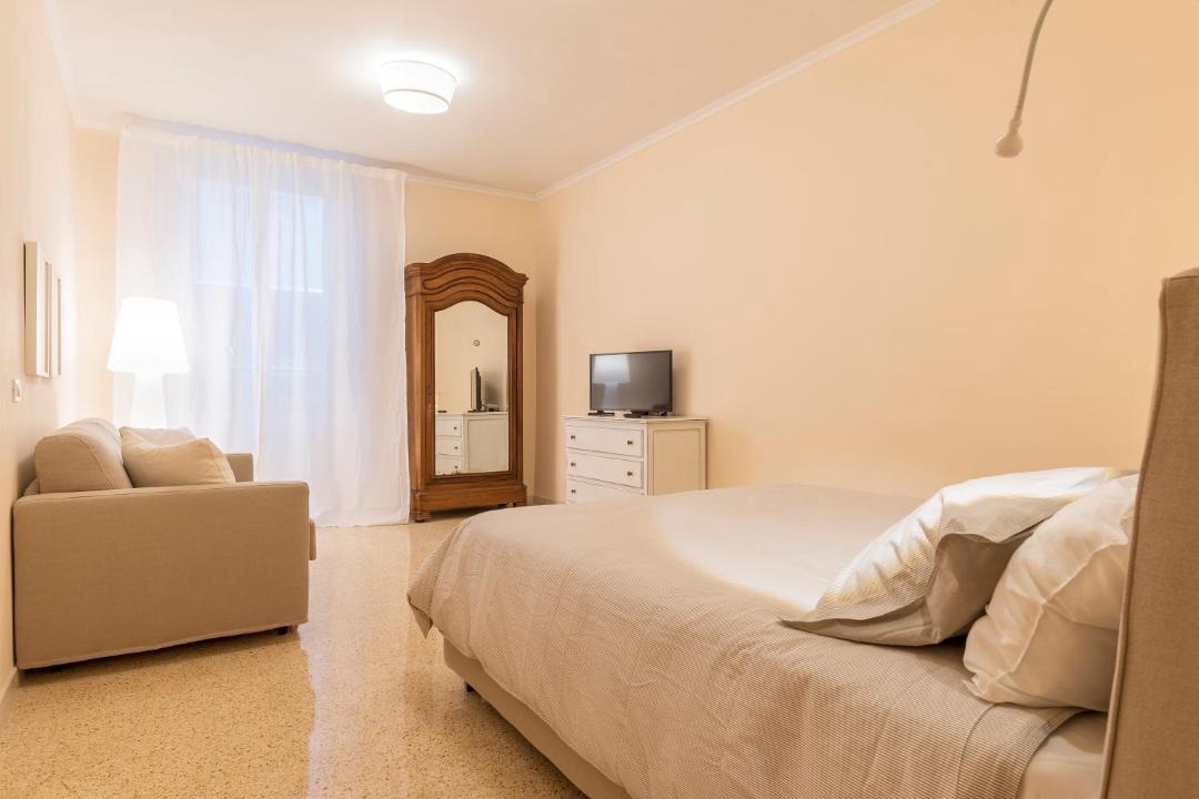 Photo of Bedroom in Rione VI Parione