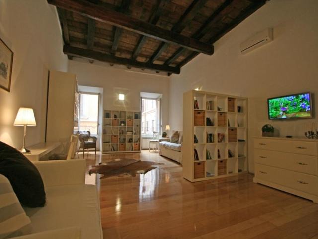 Photo of Livingroom in Navona