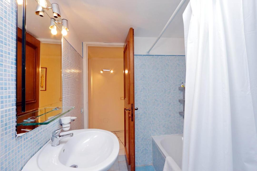 Photo of Bathroom in Rione V Ponte