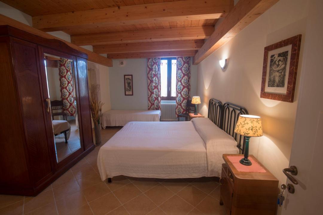 Photo of Bedroom in Gagliano Aterno