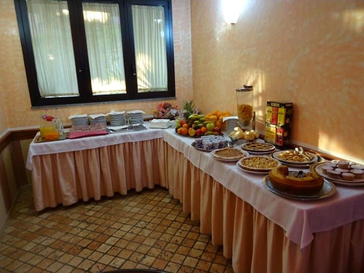 Photo of Others in Veveri