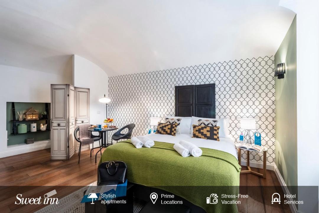 Photo of Livingroom in Roman Ghetto