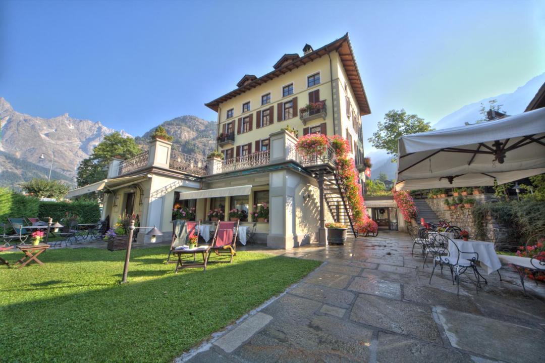 Photo of Others in Courmayeur