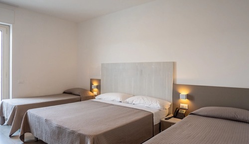 Comfort Quadruple Room