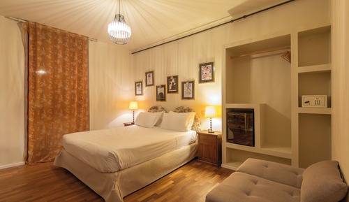 Deluxe Double or Twin Room