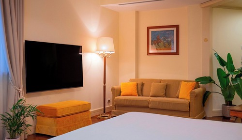Deluxe Quadruple Room