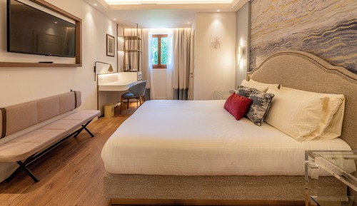 Classic Double Room Single Use, 1 Queen Bed