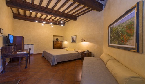 Triple Room