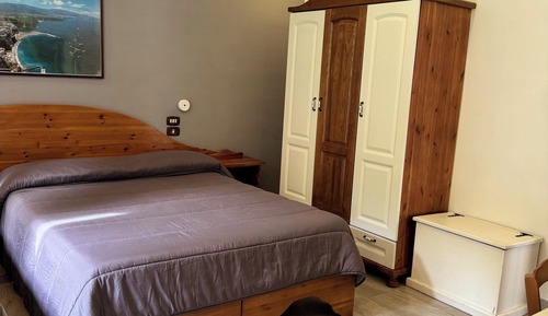 Economy Triple Room