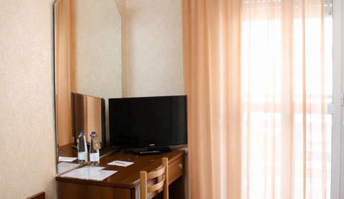 Compact room