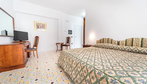 Standard Quadruple Room, Garden View