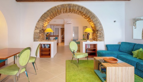Cave Suite Depandance