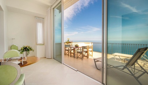 Sea View Suite Depandance