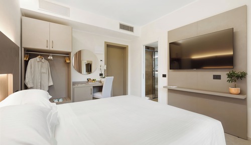Standard Room, Balcony, Partial Sea View